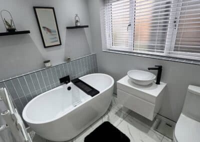elegant bathrooms & precise tiling limited facebook gallery 2